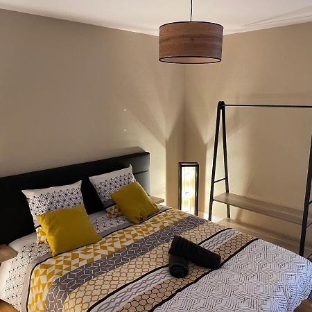 Le Petit Cocon Apartment Outreau Bagian luar foto